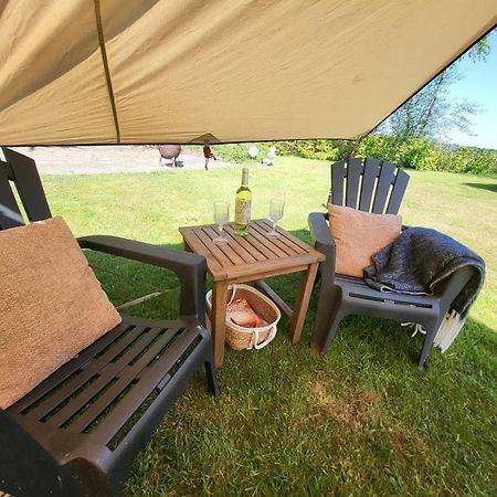 Sfeervolle Tipi Tent Dicht Bij De Kust. Schagerbrug Exterior foto